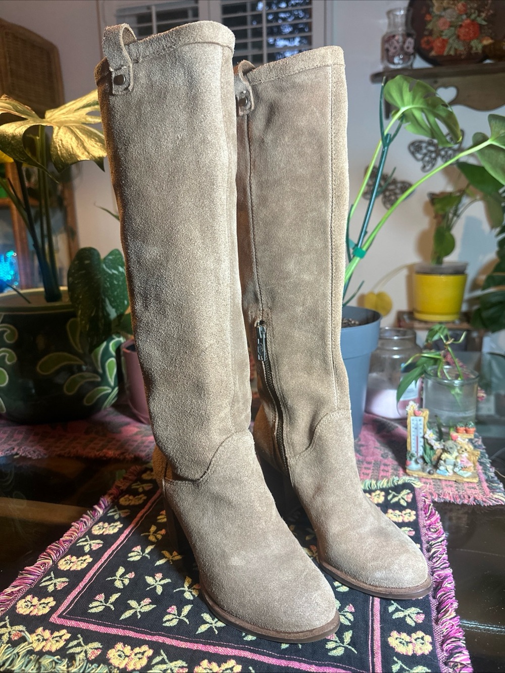 UGG Ava Women's Riding Boots Light Brown Suede Side Zip Tall Boots Size 5 Sherpa